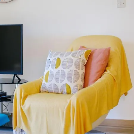 Dalia 4, 2 Bedroom Flat Near The Sea In Kato Paphos-Paphos