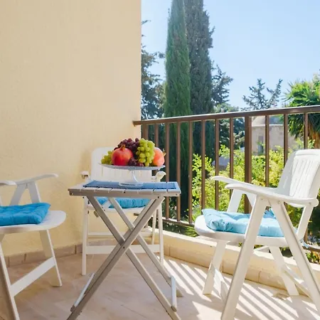 Dalia 4, 2 Bedroom Flat Near The Sea In Kato Paphos-Paphos * Paphos